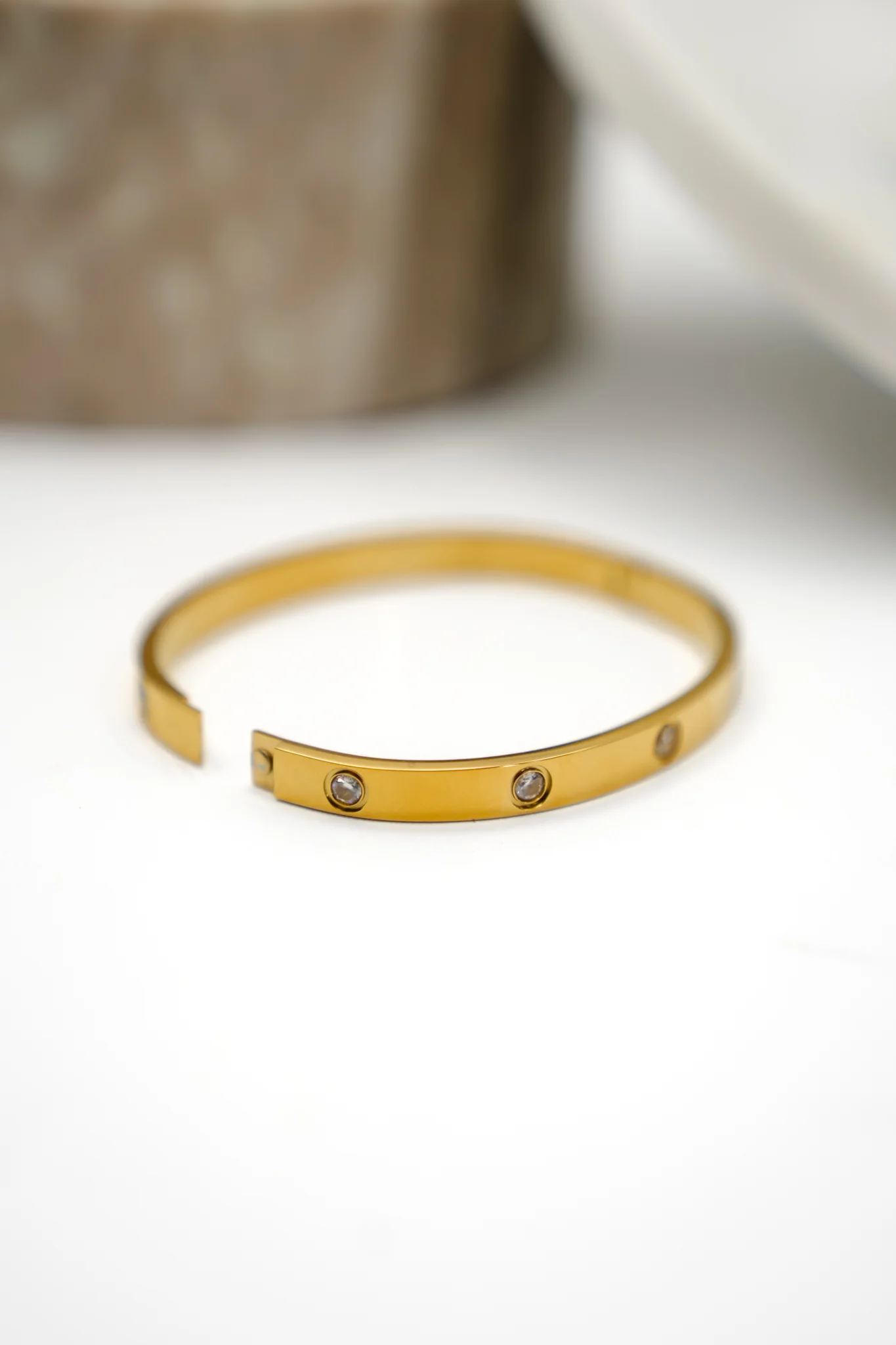 Chansutt Pearls Luxe Bangle - Image 2