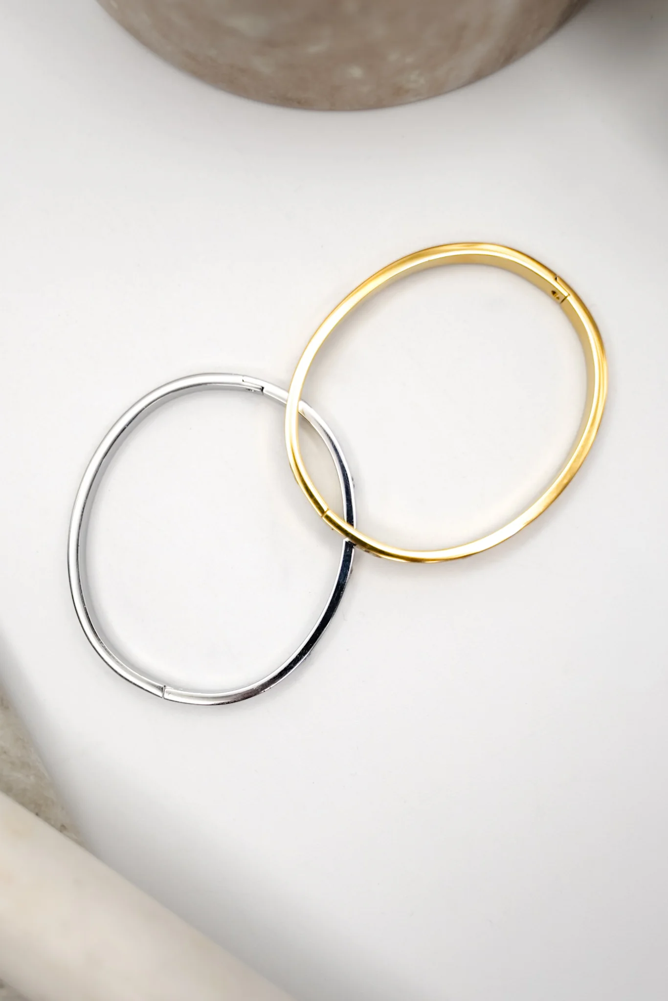 Chansutt Pearls Luxe Bangle - Image 4