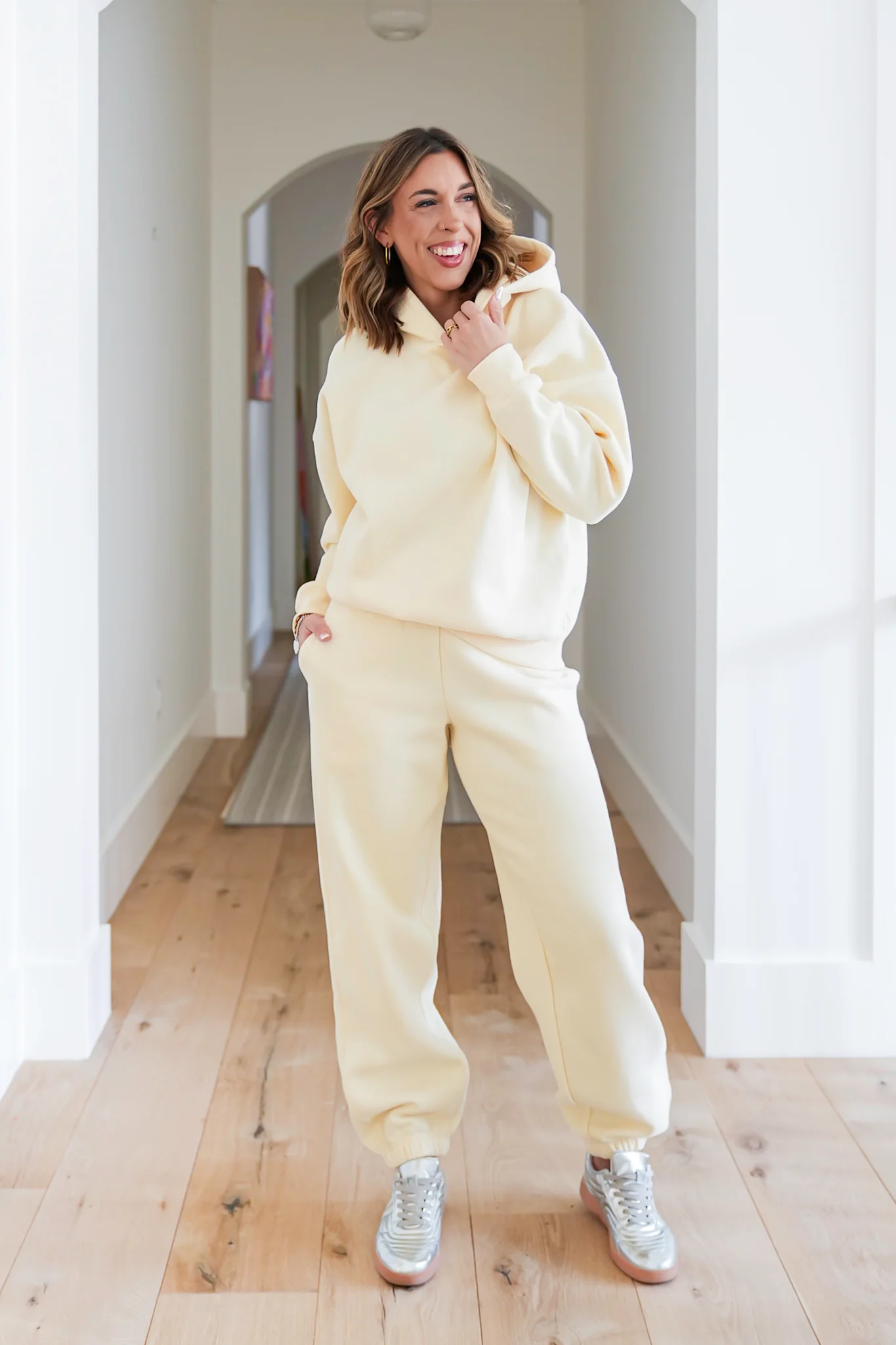 Cream Elastic Waist Sweatpants with Side Pockets - Image 6