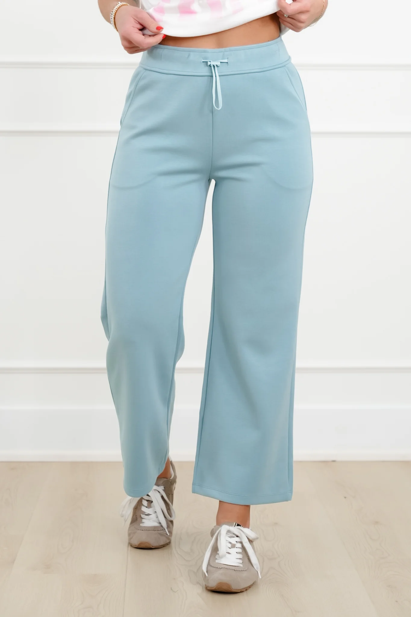 Door Buster! Plus/Reg Elastic Waist Cropped Pants - Image 2