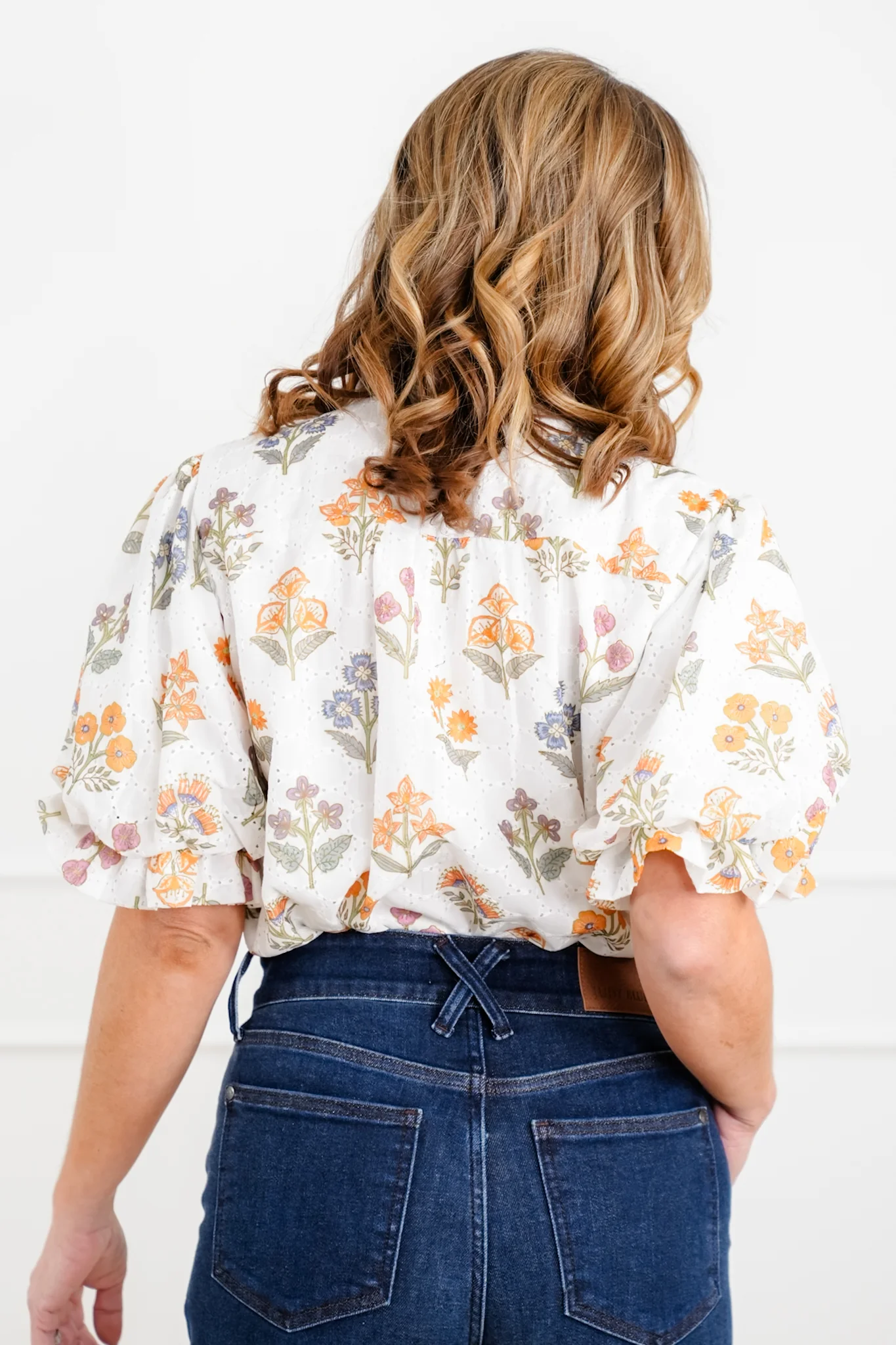 Floral Print Eyelet Short Puff Sleeve Button Down Top - Image 5