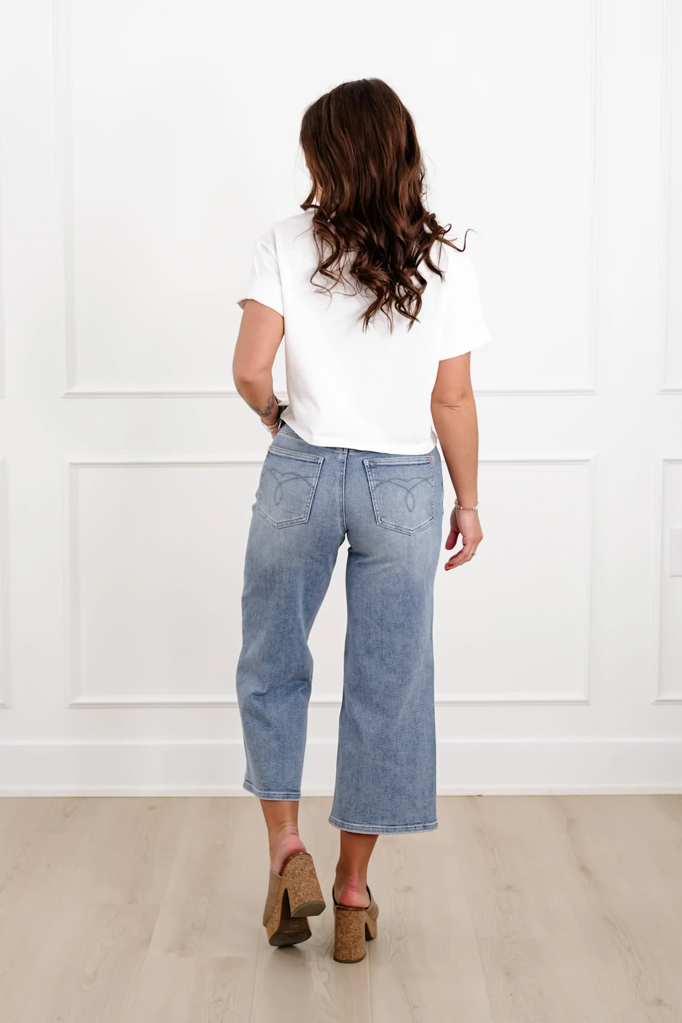 Judy Blue The Carolina Mid Rise Light Wash Crop Wide Leg Jeans with Center Seam - Image 4