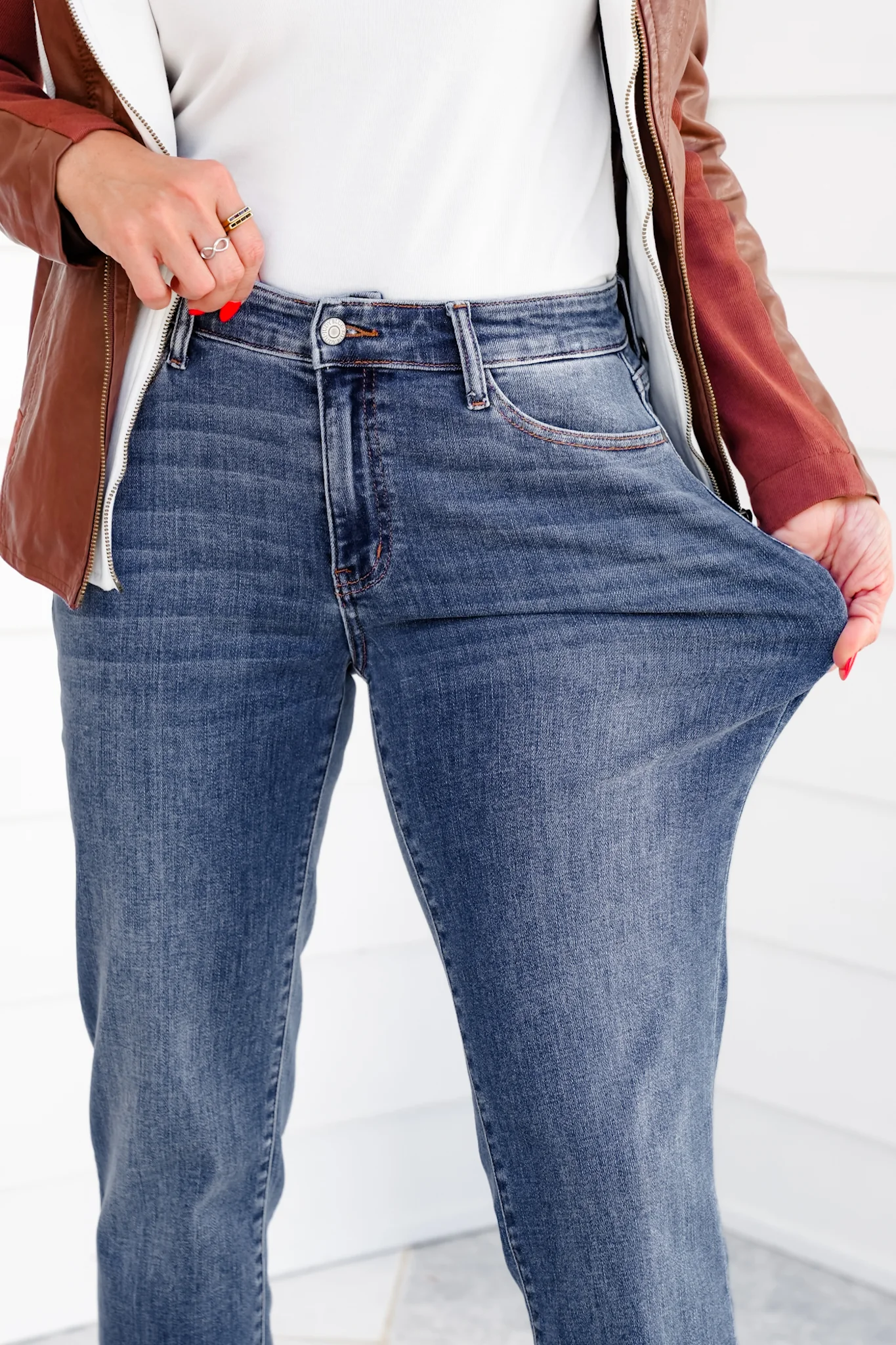 Judy Blue Mid Rise Medium Wash Classic Cuffed Boyfriend Jeans - Image 3