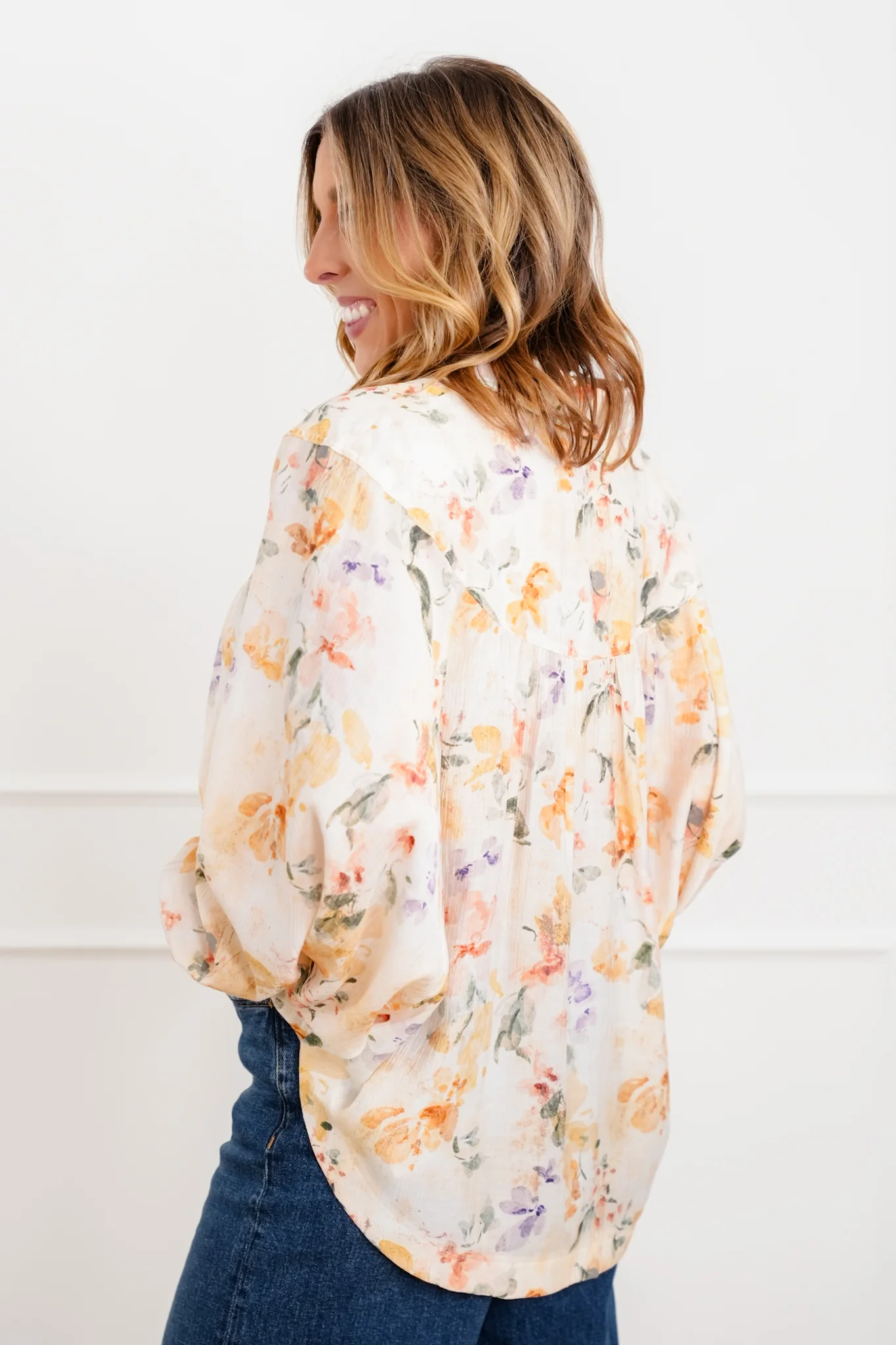 Plus/Reg Floral Print Long Sleeve Button Down Blouse - Image 5
