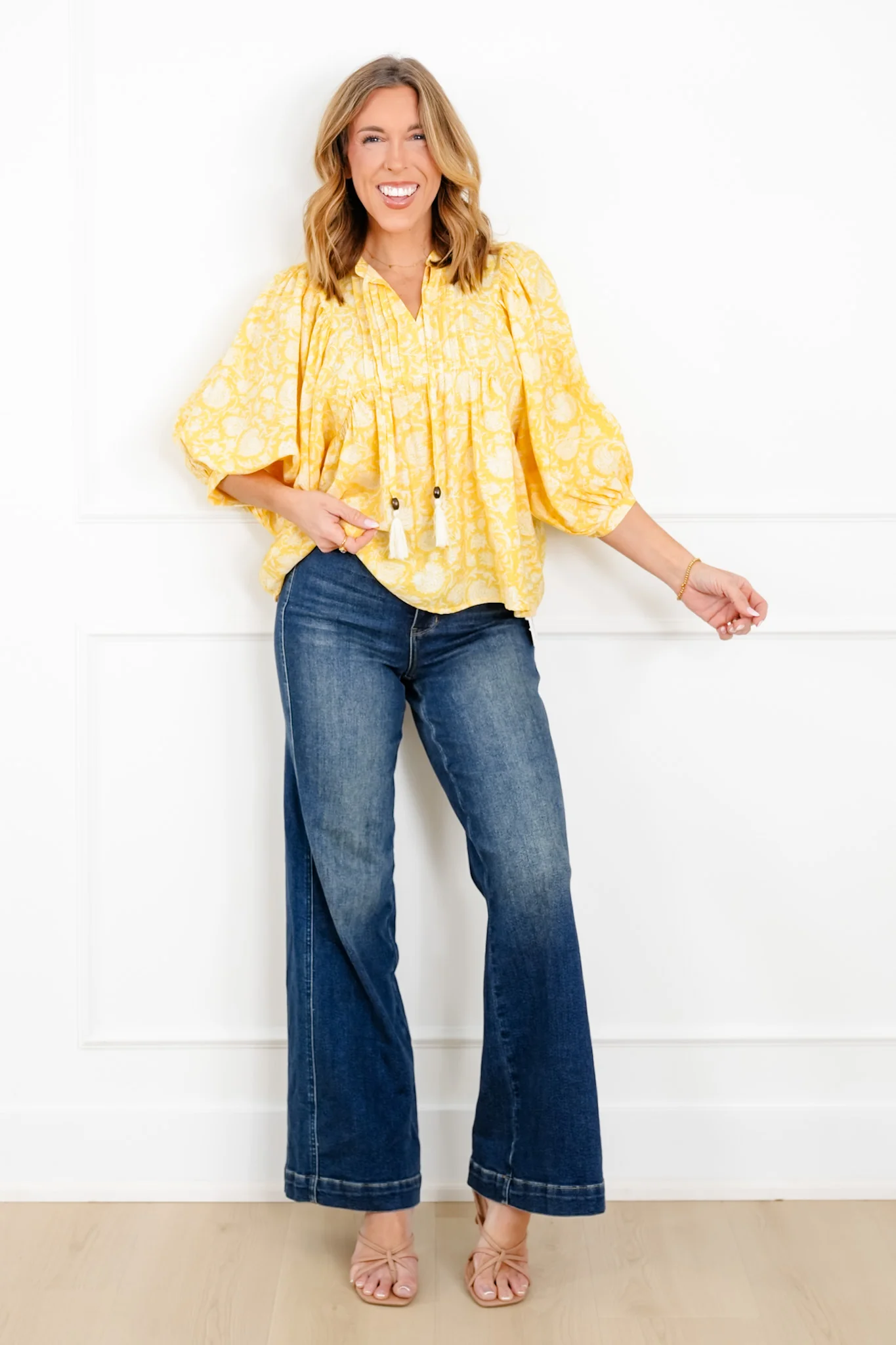 Plus/Reg Flower Print 3/4 Sleeve V Neck Blouse - Image 4