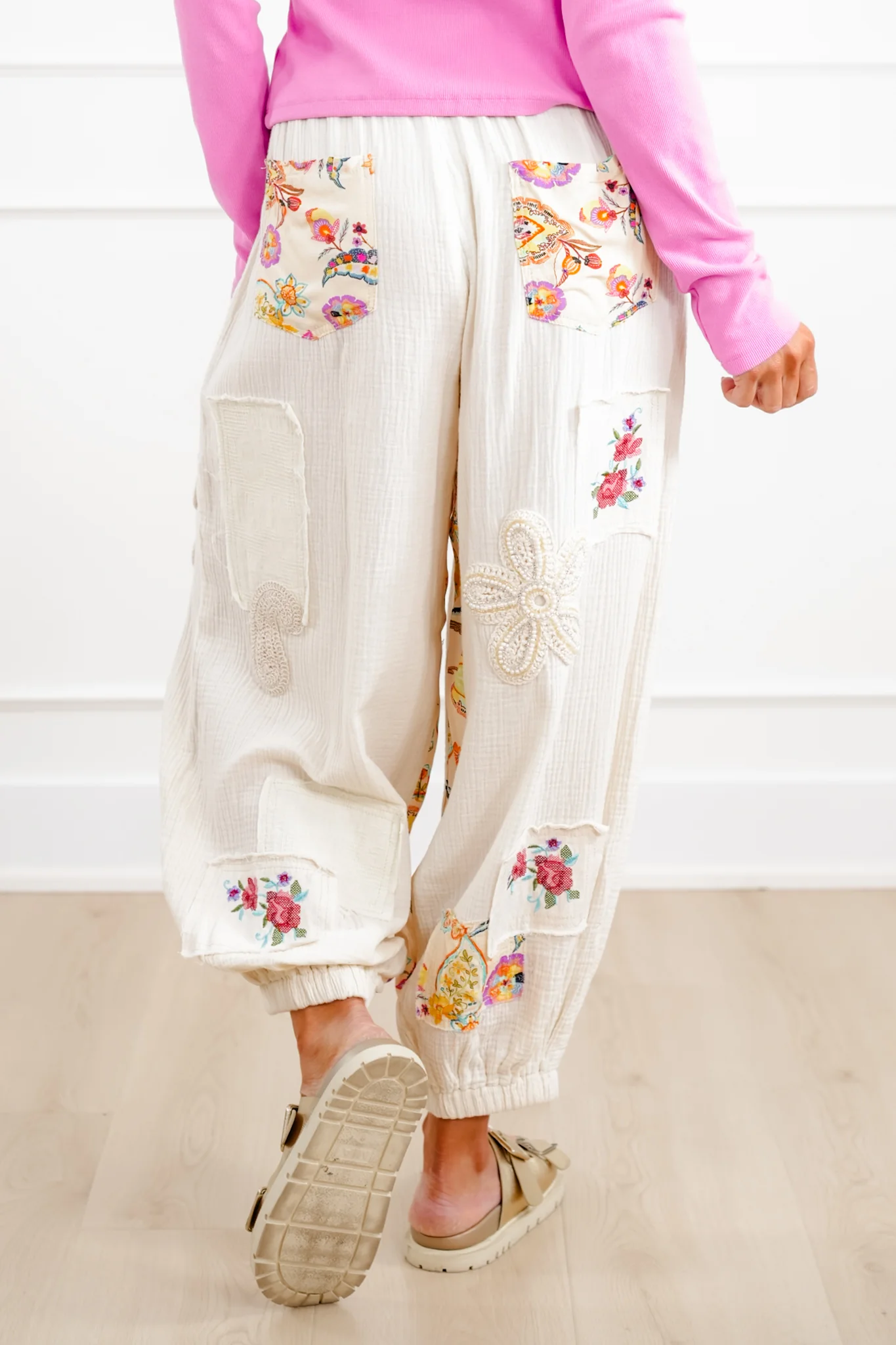 POL Elastic Waist Jogger Pants with Floral Print - Image 7