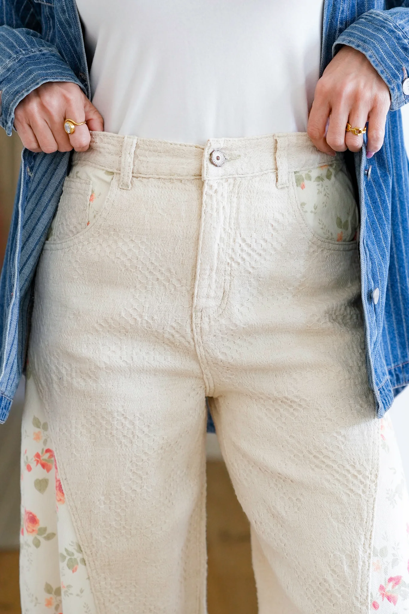 POL Floral and Textured Print Pants with Pleated Hem - Image 3