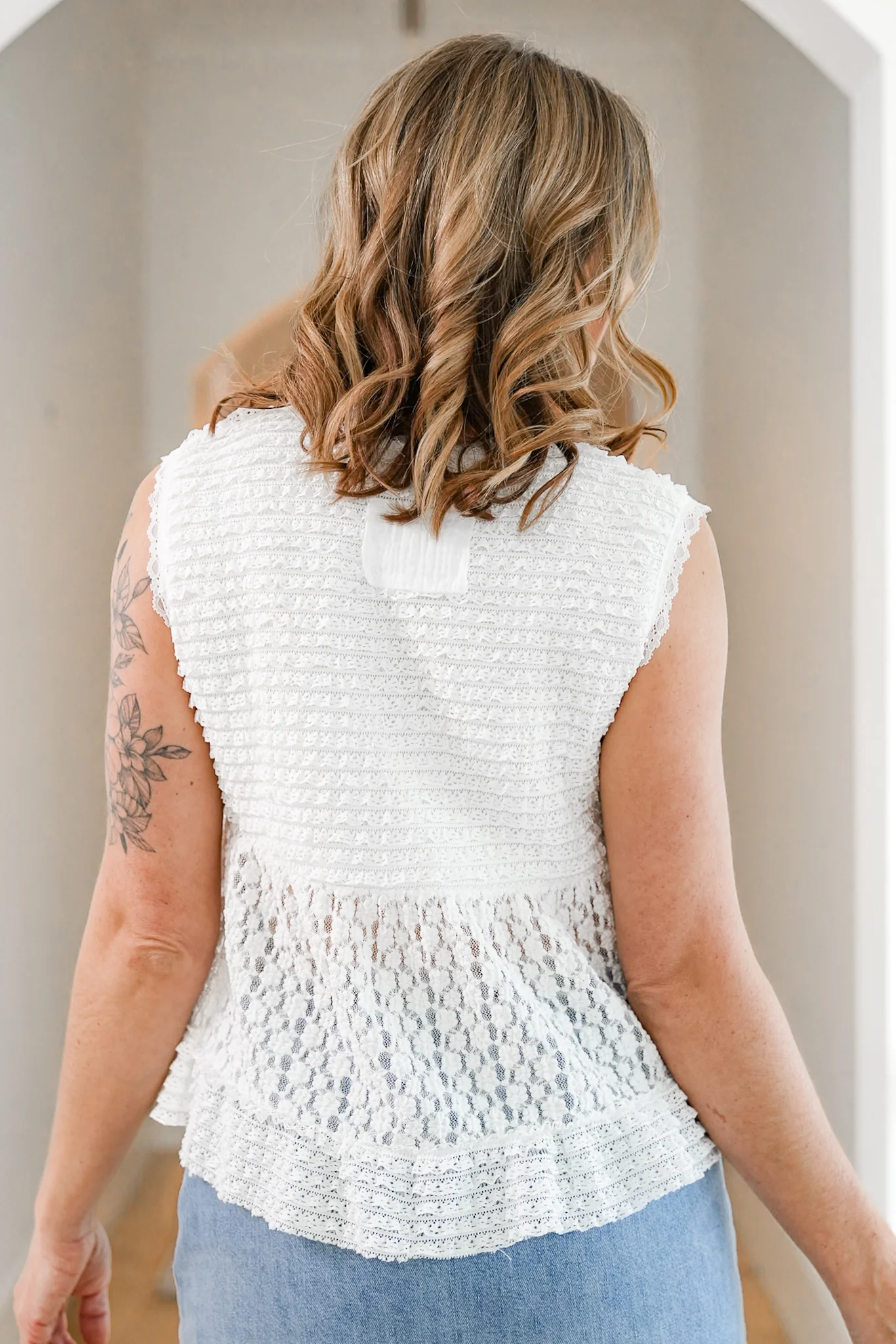 POL Textured Sleeveless V Neck Top with Lace - Image 3