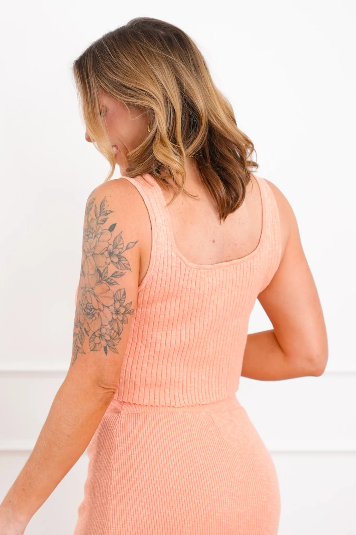 Ribbed Sweater Knit Square Neck Cropped Tank Top - Image 3